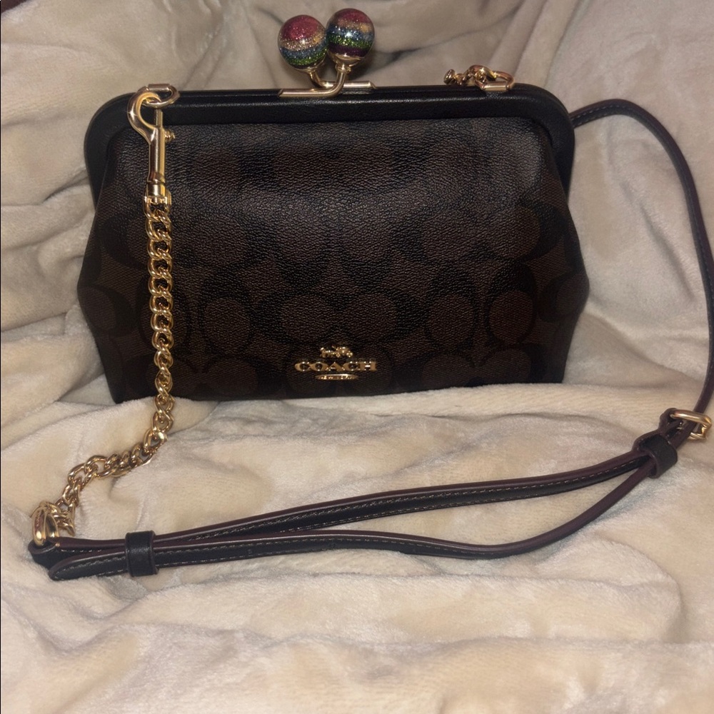 Coach Nora Kisslock In Brown/Black Signature Canvas